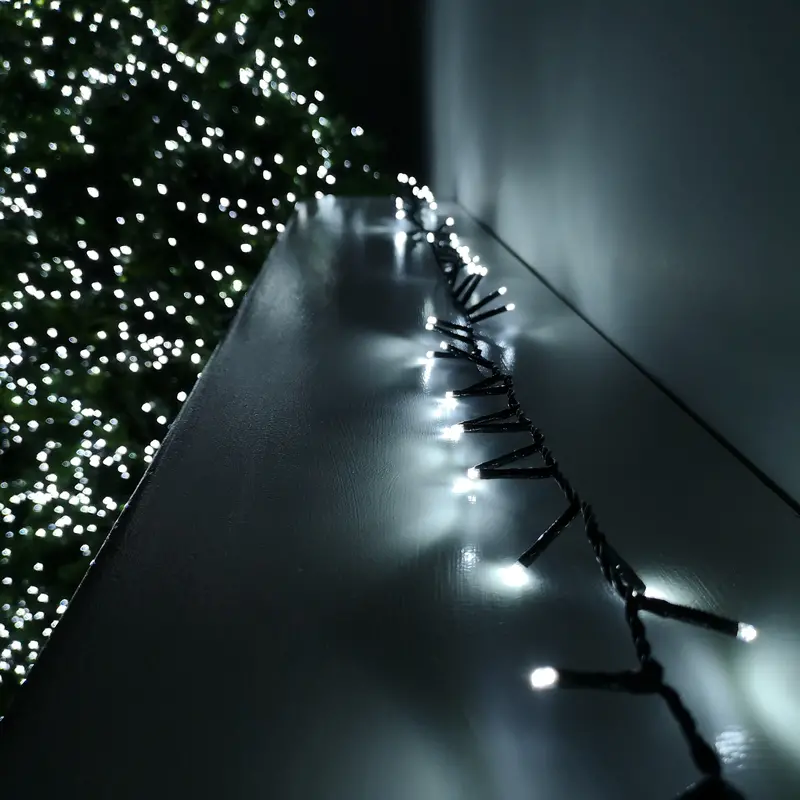 18.7-Meter Cool White LED Christmas String Lights – 750-Bulb Timer-Enabled Set
