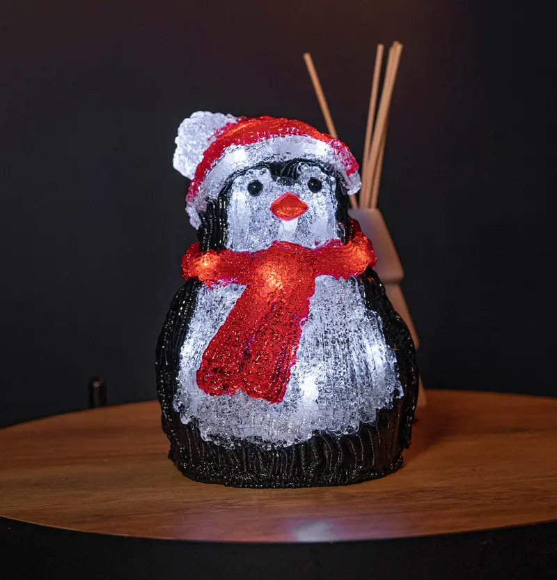 20cm Battery-Powered Acrylic Penguin Ornament with 16 Ice White LEDs