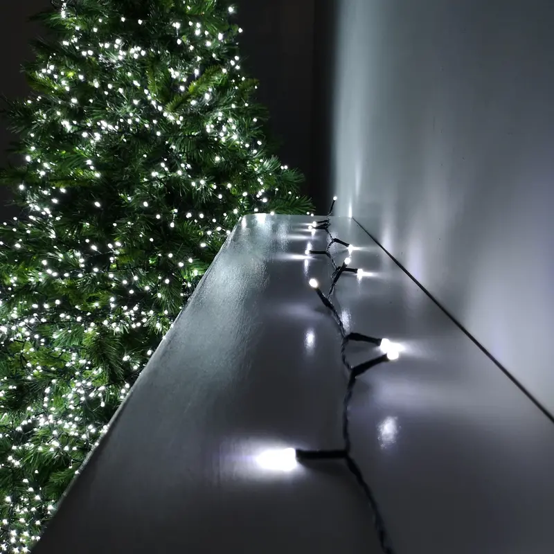 380-LED 23-Meter Cool White Outdoor Christmas Lights with 8 Lighting Modes and Built-in Timer