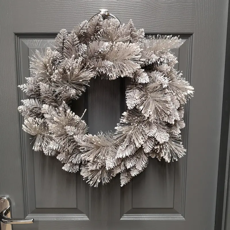 50cm Snow-Fir Christmas Wreath – Festive Indoor or Outdoor Display