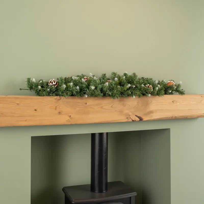 90cm Snow King Fir Christmas Swag – Frosted Pine Cones & Snow-Tipped Branches