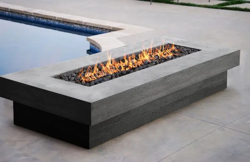Elevate Modular Fire Table – Adjustable Height, Linear Burner, Urban Outdoor Design
