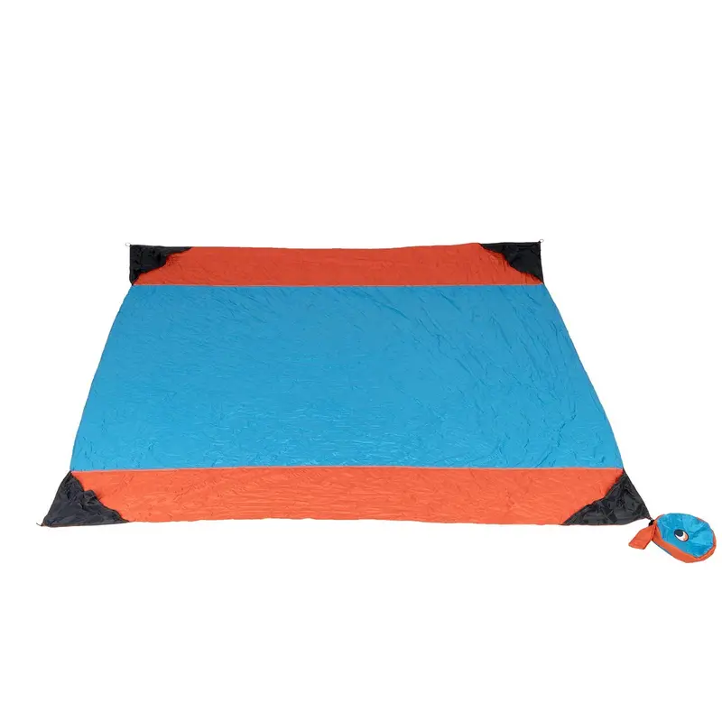 Lightweight Sand-Free Beach Blanket