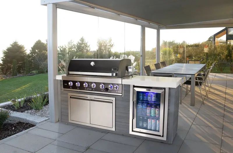 Mont Alpi MA805-AWBSS 6-Burner Artwood Outdoor Island in Black Stainless Steel