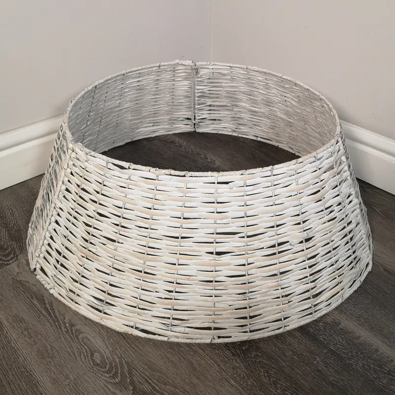 Samuel Alexander Wicker Christmas Tree Skirt – 48cm or 70cm White-Washed Willow Rattan Floor Cover