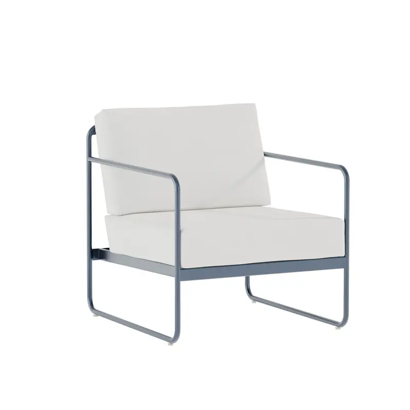 Tropitone Oasis Lounge Chair Featuring Deep-Seating Comfort