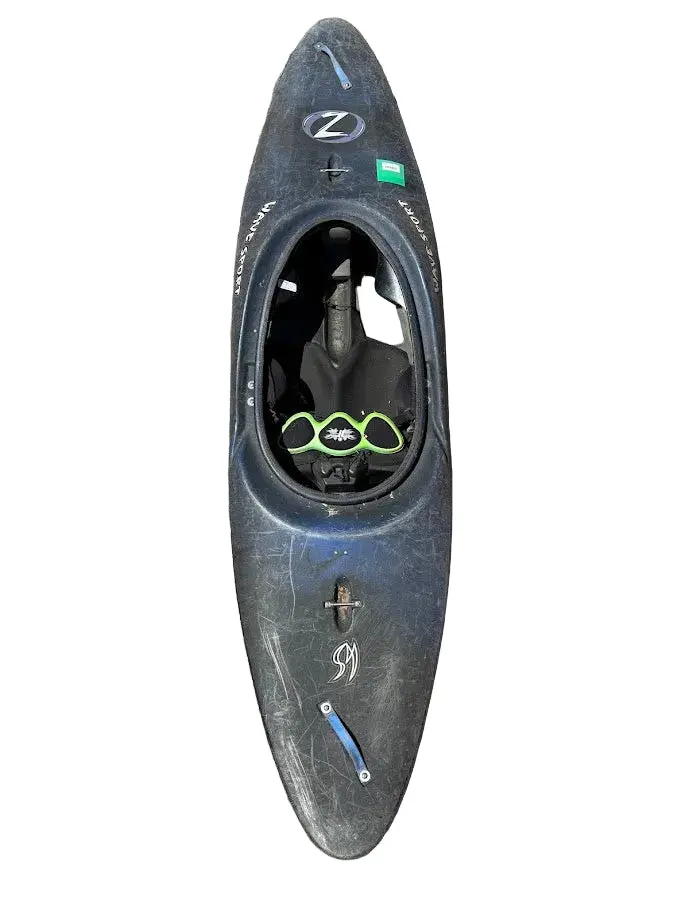 Wavesport Z Kayak – Black/Blue (Pre-Owned)